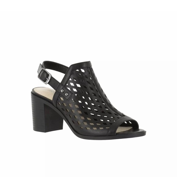 Easy Street Erin Black Sandals Size 6 1/2 - Picture 1 of 13
